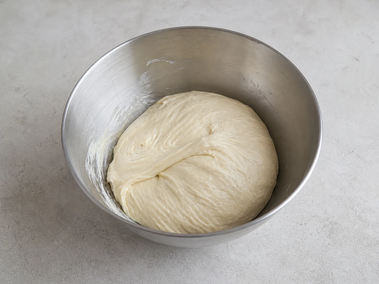 Masa de hotteok coreano suave y pegajosa, amasada hasta quedar unida y elástica