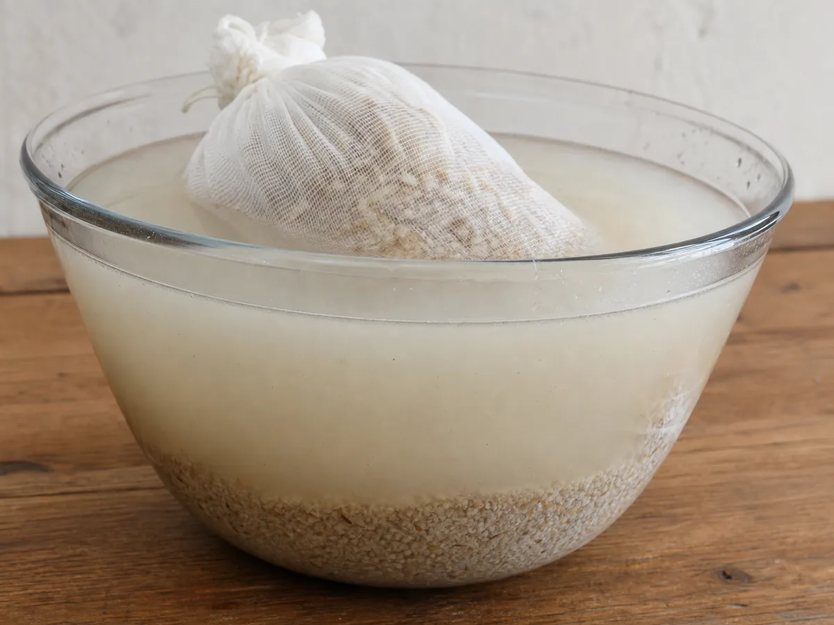 Extract and settle the malt water during preparation