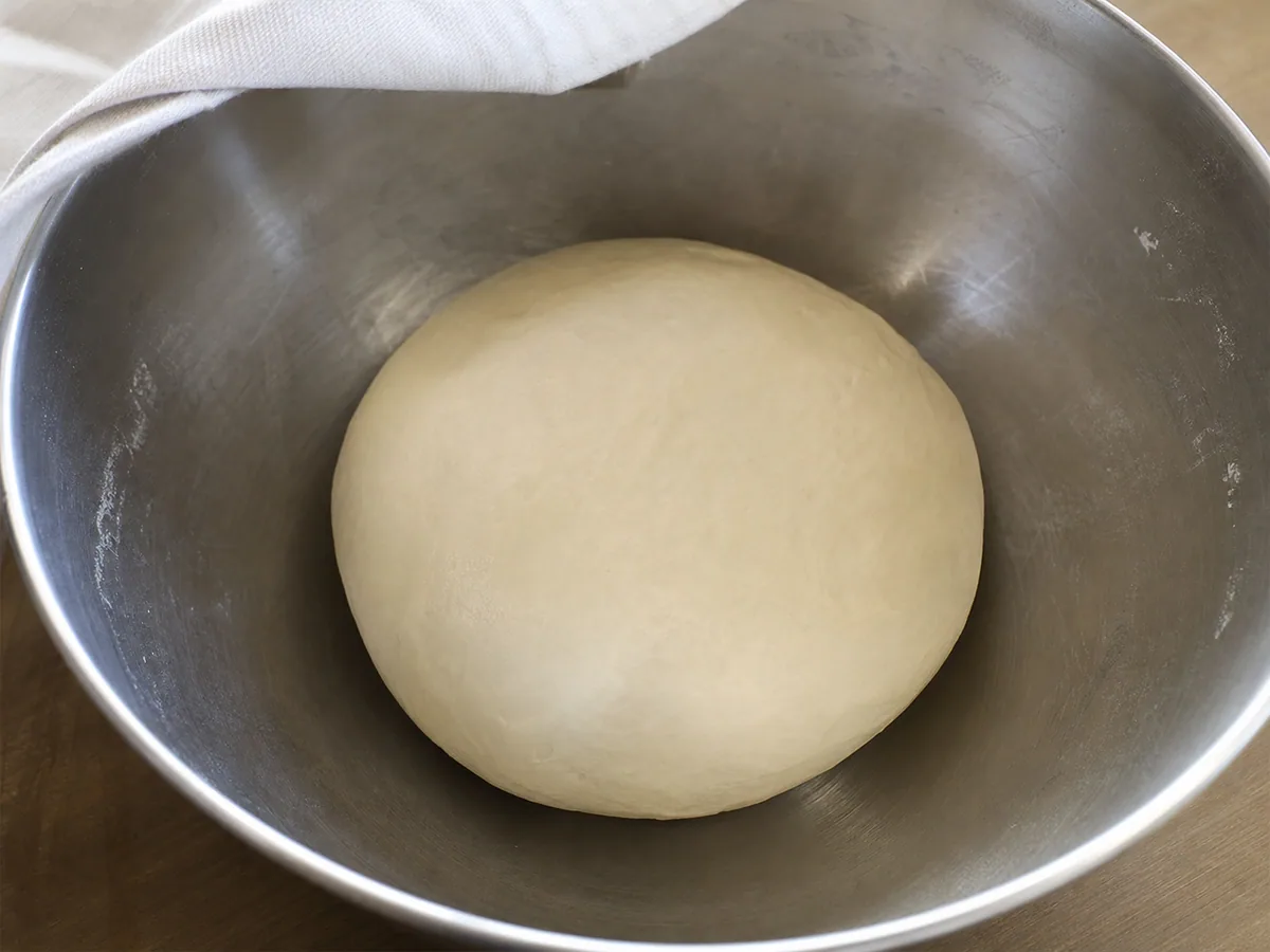 Mix and rest the dough during preparation